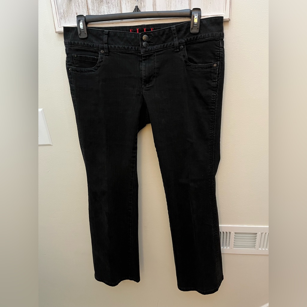 Elle Black Women’s Low Rise Boot Cut Black Jeans, Size 14r